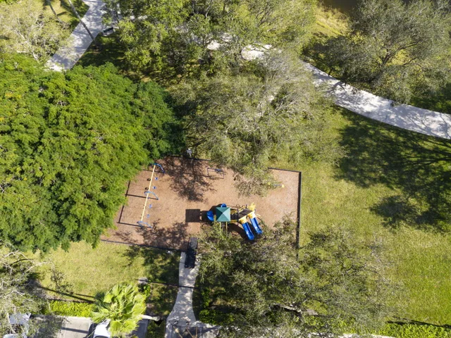 $469,000 | 2122 Tigris Drive, West Palm Beach, FL 33411