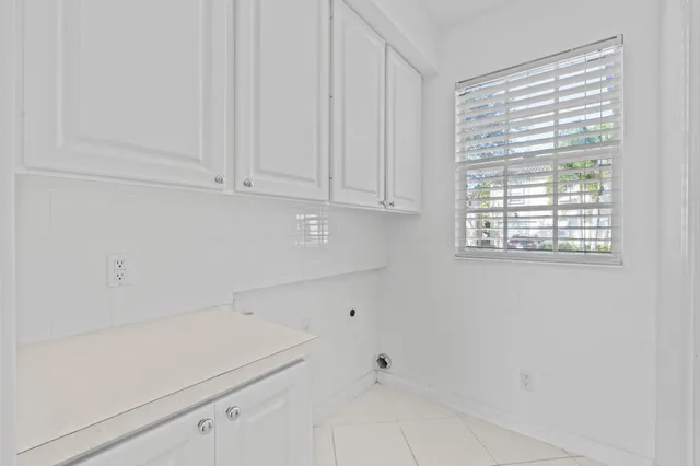 $469,000 | 2122 Tigris Drive, West Palm Beach, FL 33411