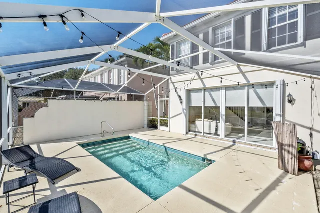 $469,000 | 2122 Tigris Drive, West Palm Beach, FL 33411