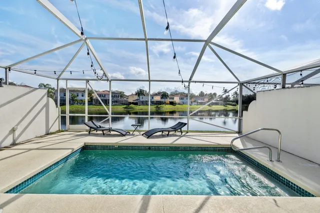 $469,000 | 2122 Tigris Drive, West Palm Beach, FL 33411