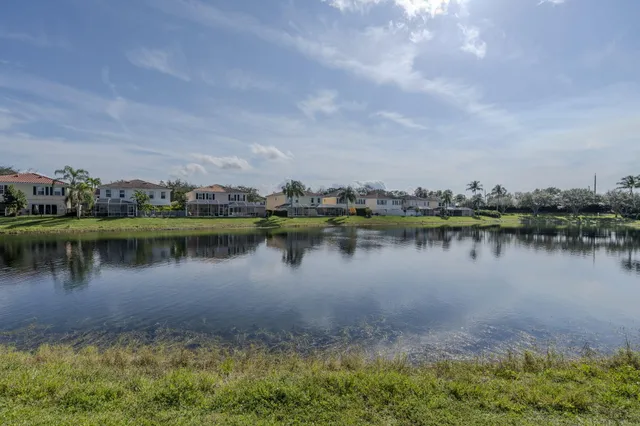 $469,000 | 2122 Tigris Drive, West Palm Beach, FL 33411