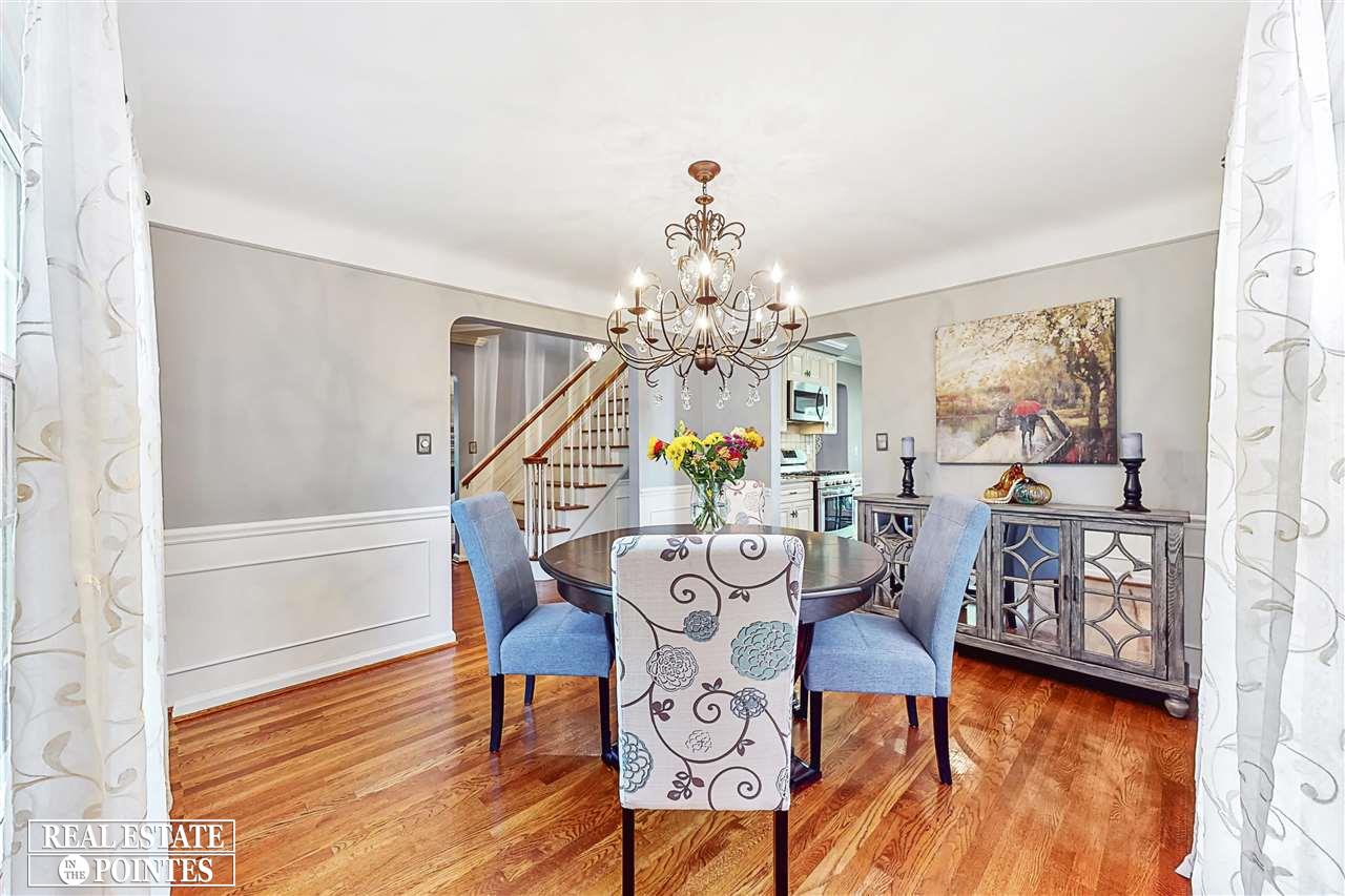 1887 Broadstone Road Grosse Pointe Woods, MI 48236 - Photo 8 of 41