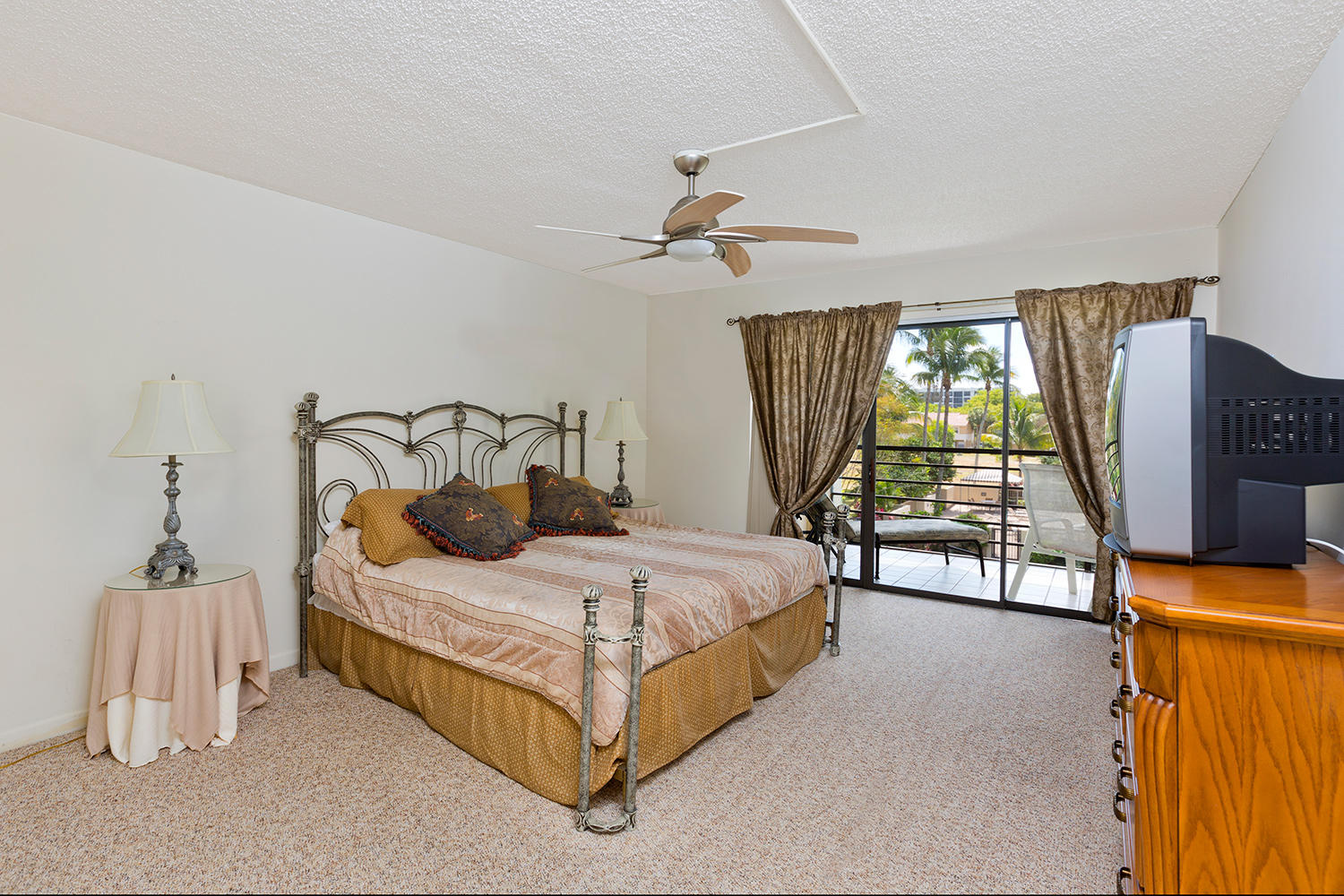 5851 Camino Del Sol, Unit 300 Boca Raton, FL 33433 - Photo 13 of 24 13