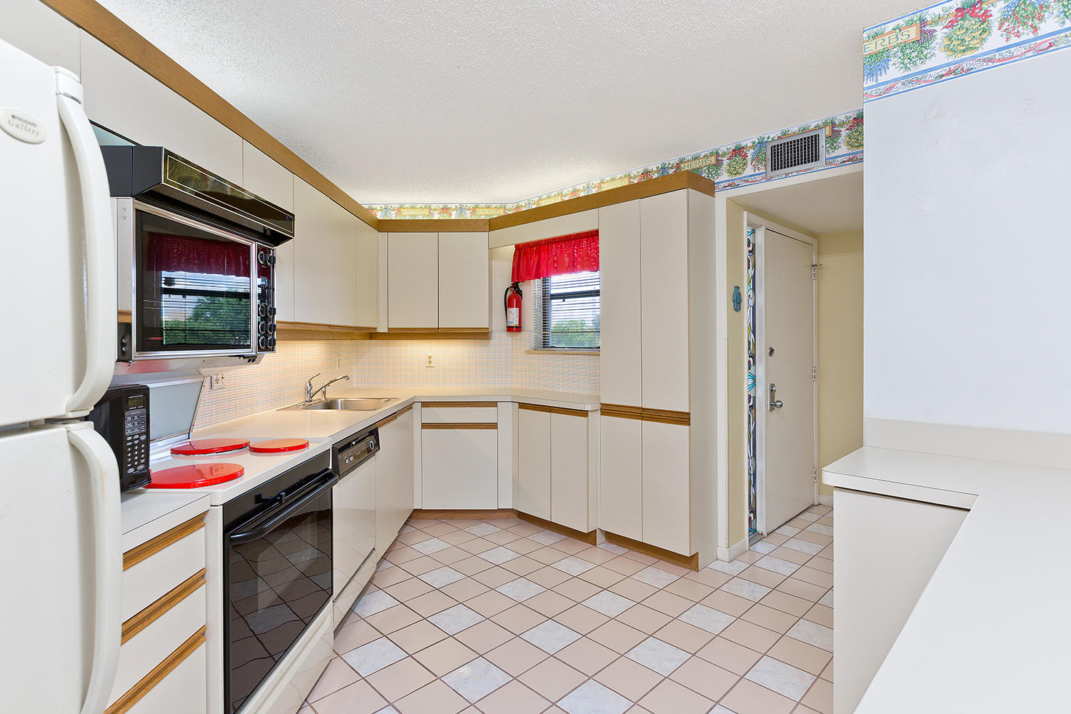 5851 Camino Del Sol, Unit 300 Boca Raton, FL 33433 - Photo 20 of 24 20