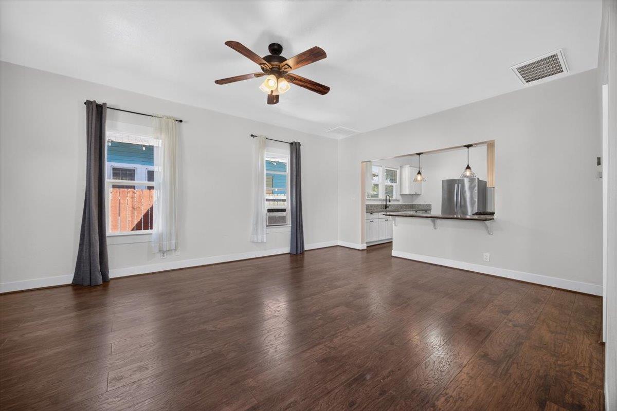 1407 E Street Reedley, CA 93654 - Photo 2 of 32