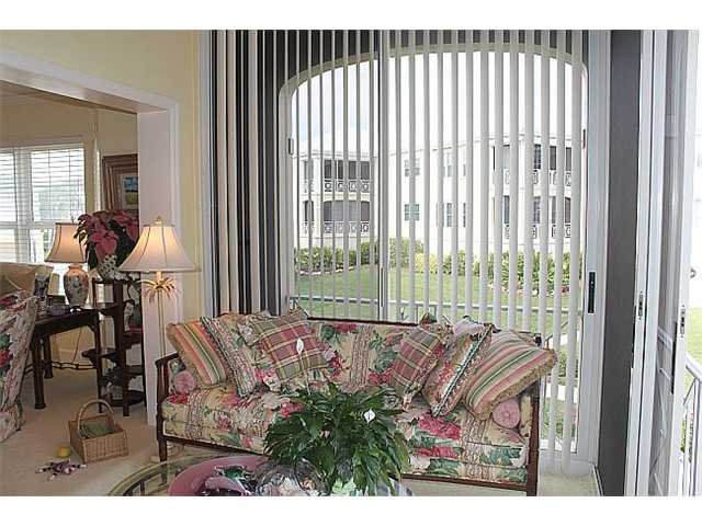 1150 Reef Road, Unit B23 Vero Beach, FL 32963 - Photo 2 of 24 Gallery Image 2