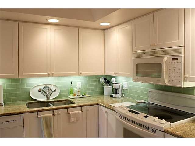 1150 Reef Road, Unit B23 Vero Beach, FL 32963 - Photo 8 of 24 Gallery Image 8