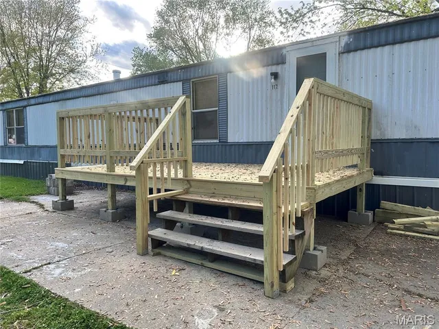 $59,998 | 117 Thompson Street, Perkins, MO 63771