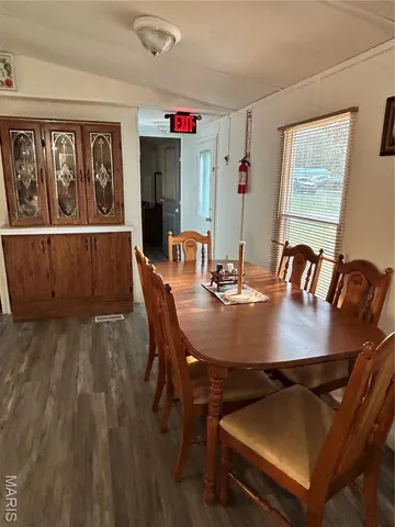 $59,998 | 117 Thompson Street, Perkins, MO 63771