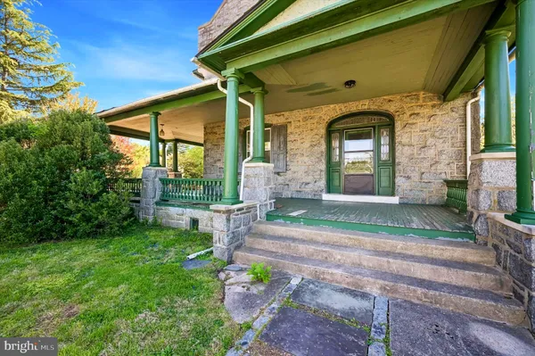 $7,000 | 416 East Athens Avenue, Ardmore, PA 19003