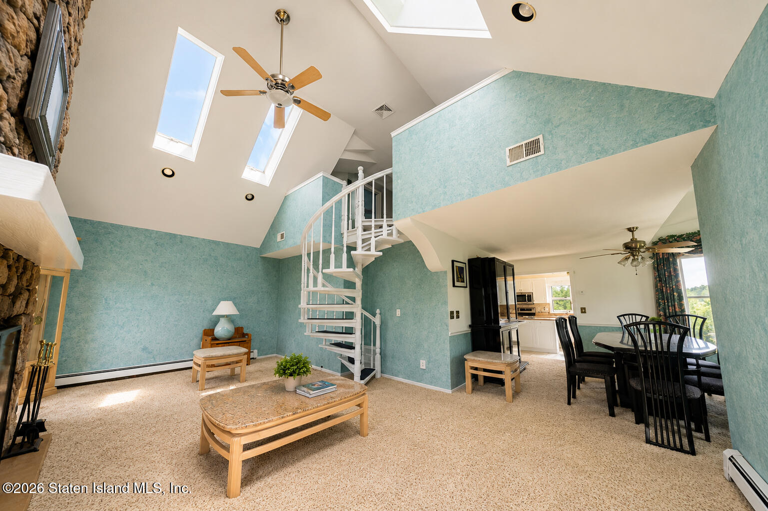 5434 Amboy Road Staten Island, NY 10312 - Photo 47 of 61 Family Room