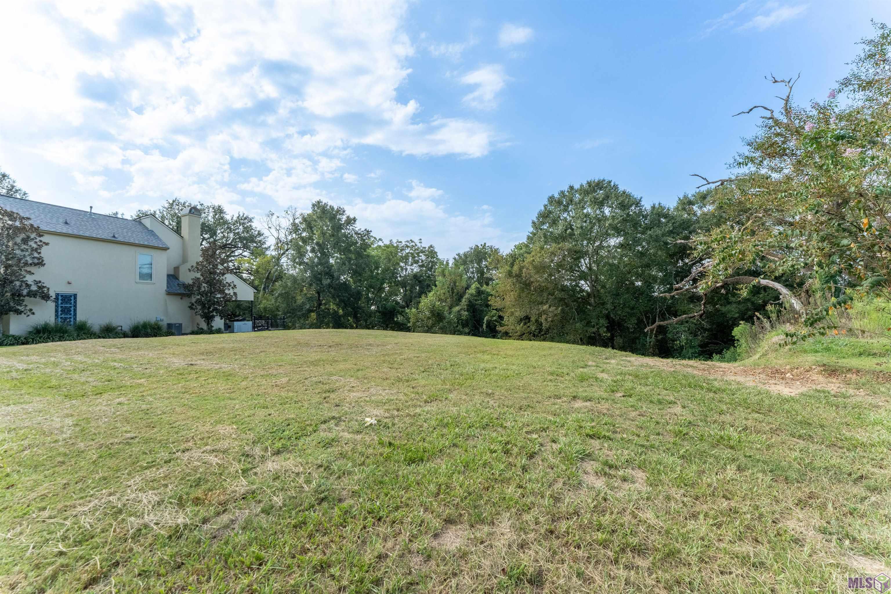 8040 Highland Road Baton Rouge, LA 70808 - Photo 3 of 22