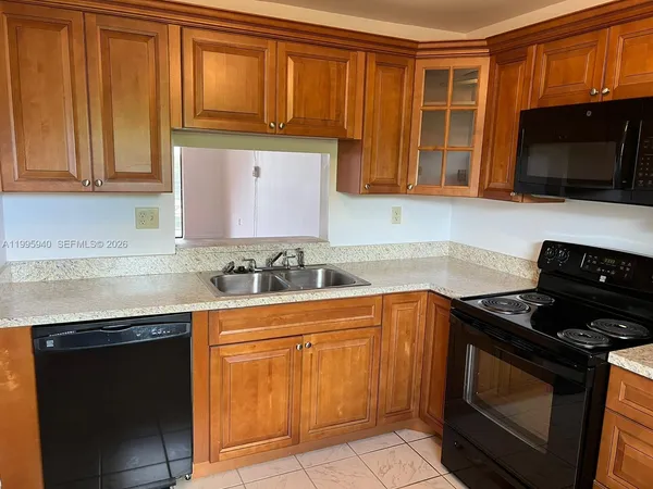 $1,600 | 1800 Southwest 81st Avenue, Unit 1400, North Lauderdale, FL 33068