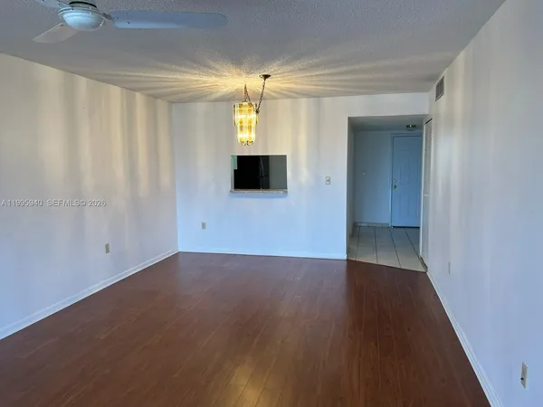$1,600 | 1800 Southwest 81st Avenue, Unit 1400, North Lauderdale, FL 33068