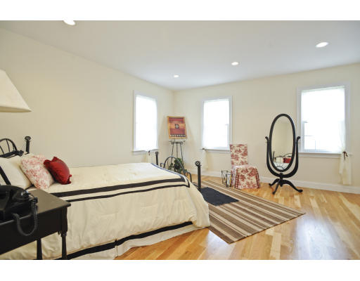 68 High Street, Unit 2 Boston, MA 02129 - Photo 4 of 5