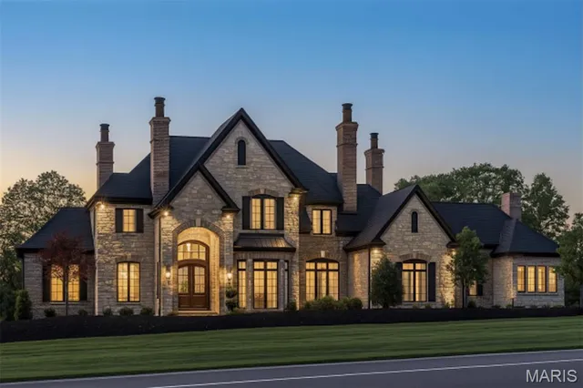 $3,995,000 | 310 Wardenburg Farms Drive, Wildwood, MO 63005
