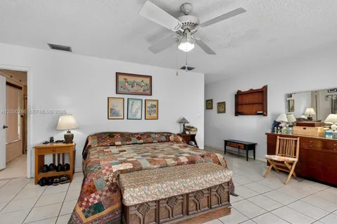 $1,400,000 | 7009 Southwest 66th Avenue, South Miami, FL 33143