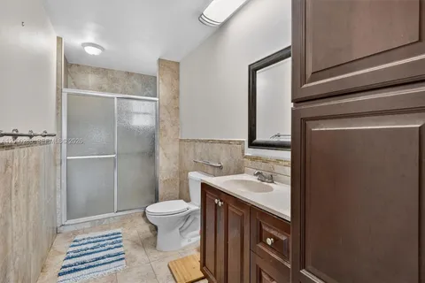 $1,400,000 | 7009 Southwest 66th Avenue, South Miami, FL 33143