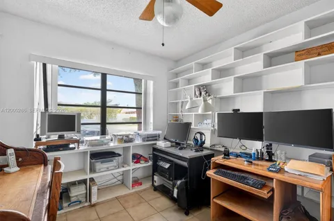 $1,400,000 | 7009 Southwest 66th Avenue, South Miami, FL 33143