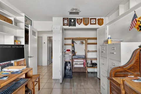 $1,400,000 | 7009 Southwest 66th Avenue, South Miami, FL 33143