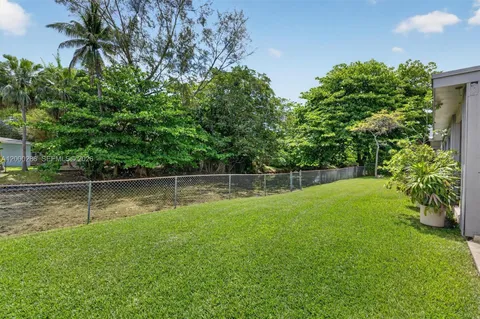 $1,400,000 | 7009 Southwest 66th Avenue, South Miami, FL 33143