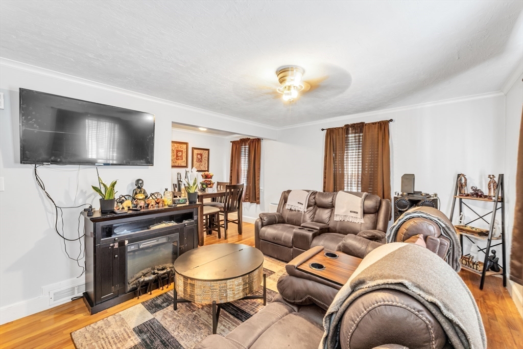 30 Bateman Street Boston, MA 02131 - Photo 17 of 32