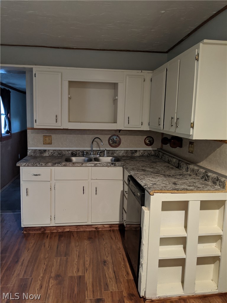 208 West Main Road Conneaut, OH 44030 - Photo 7 of 27 Gallery Image 7