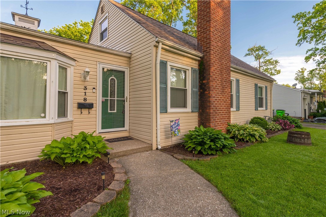 318 Bellaire Road Avon Lake, OH 44012 - Photo 4 of 50