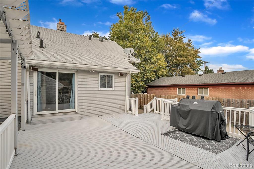 17550 Common Road Roseville, MI 48066 - Photo 32 of 34 Gallery Image 32