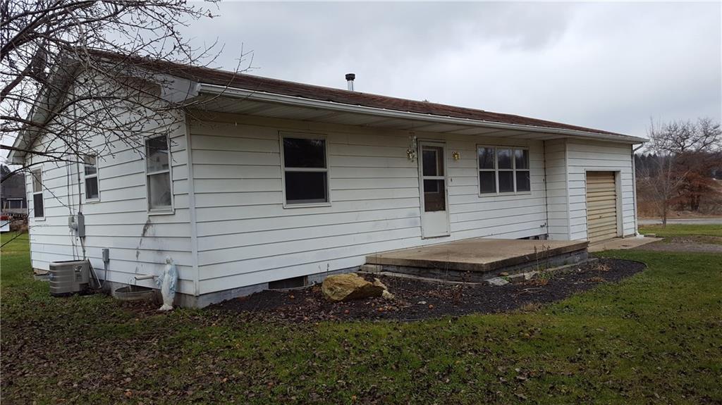 904 Saxonburg Road Butler, PA 16002 - Photo 1 of 17 Front