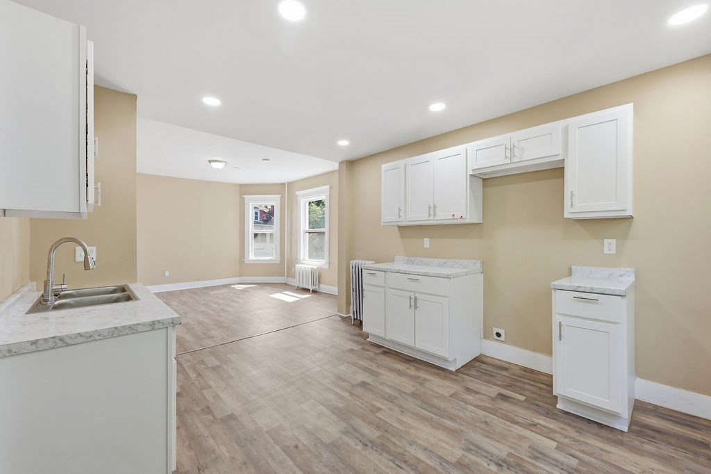 282 White Street Springfield, MA 01108 - Photo 21 of 42