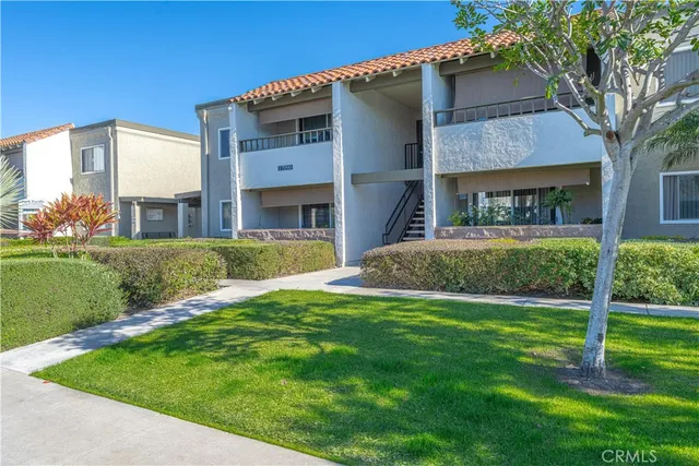 $650,000 | 17090 San Bruno Street, Unit 17, Fountain Valley, CA 92708