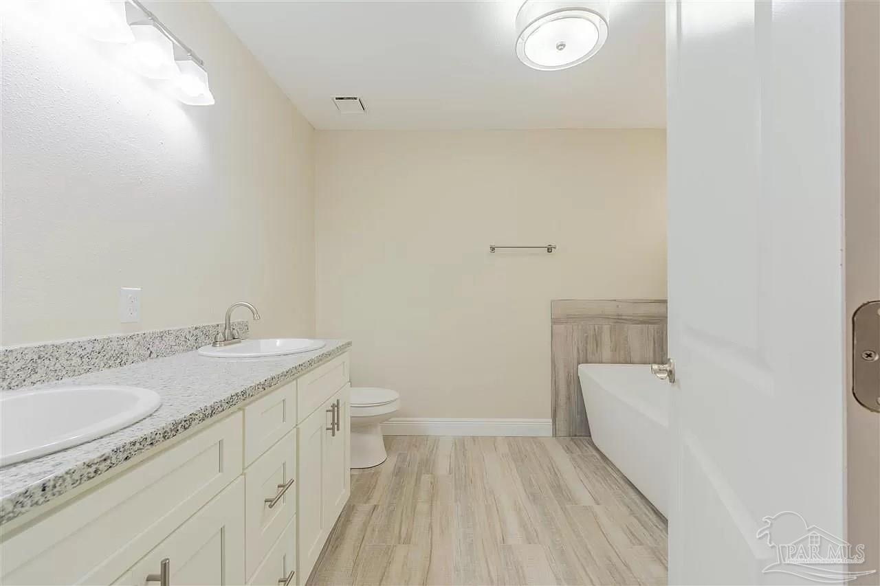 5100 Rowe Trail Pace, FL 32571 - Photo 26 of 35 Gallery Image 26