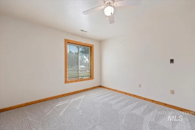 $725,000 | 40 West 420 North, Shoshone, ID 83352