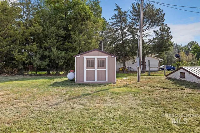 $725,000 | 40 West 420 North, Shoshone, ID 83352