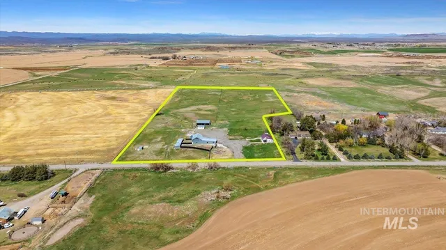 $725,000 | 40 West 420 North, Shoshone, ID 83352