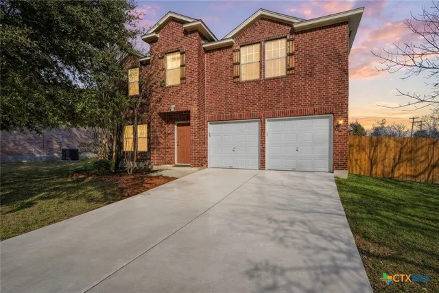 $300,000 | 2141 Warwick Place, New Braunfels, TX 78130