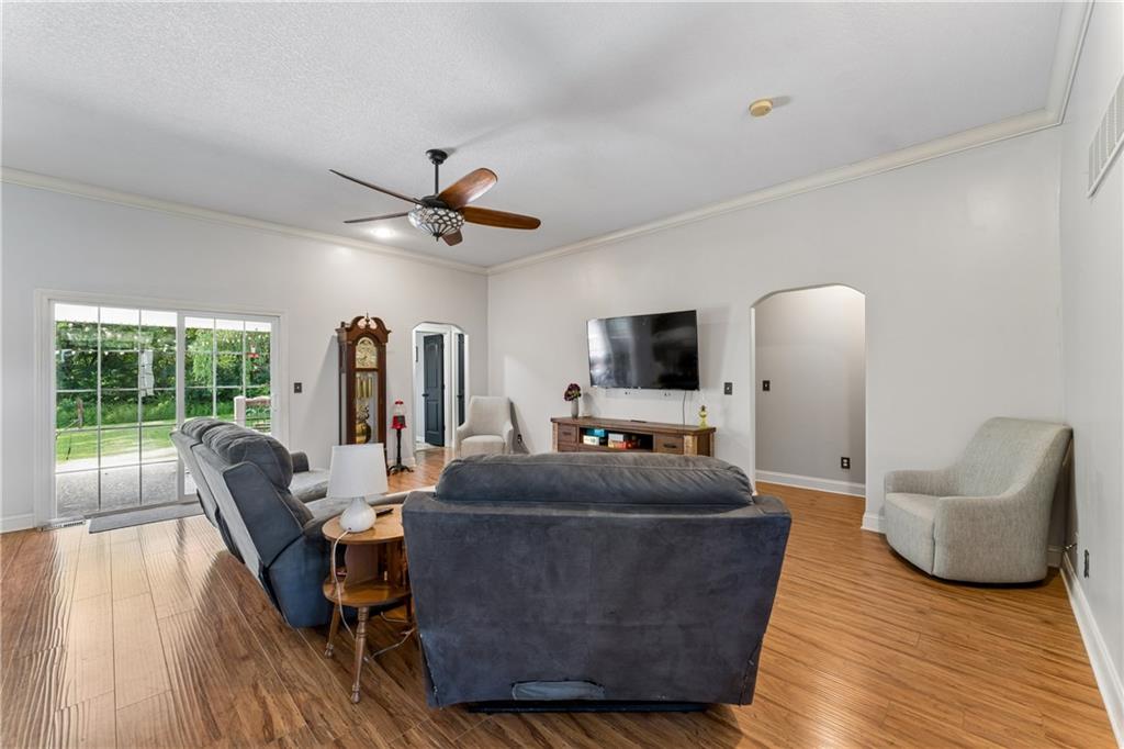 1611 Southwest Deer Run Road Oak Grove, MO 64075 - Photo 6 of 75