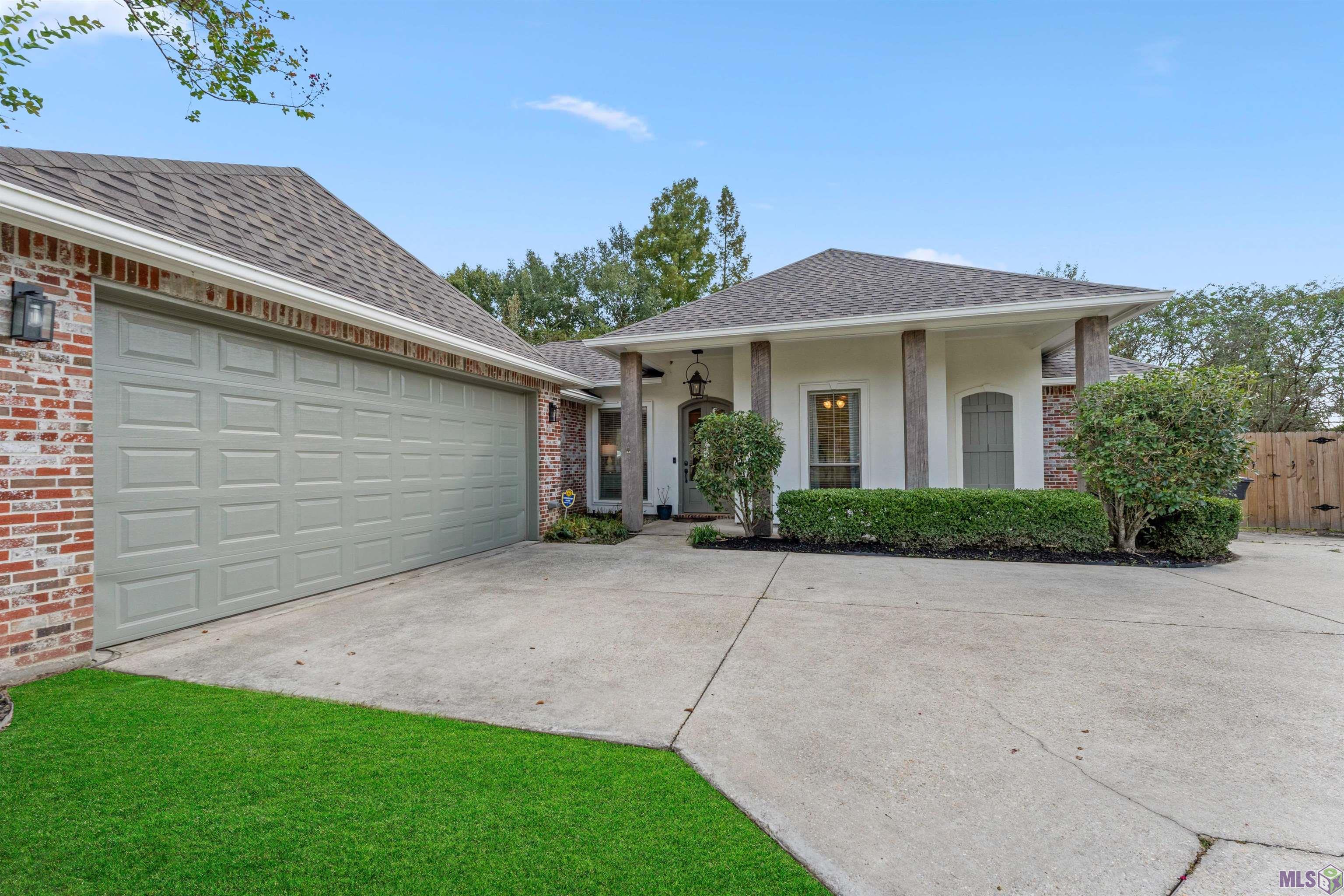 18514 Hoo Shoo Too Road Baton Rouge, LA 70817 - Photo 2 of 28