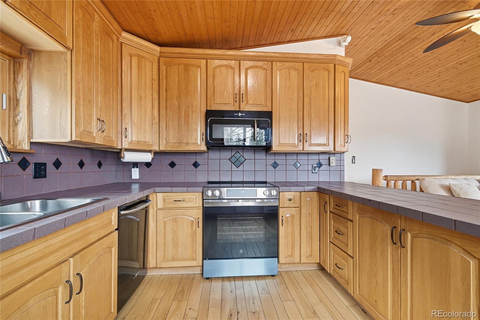 6928 Weasel Way Evergreen, CO 80439 - Photo 18 of 50