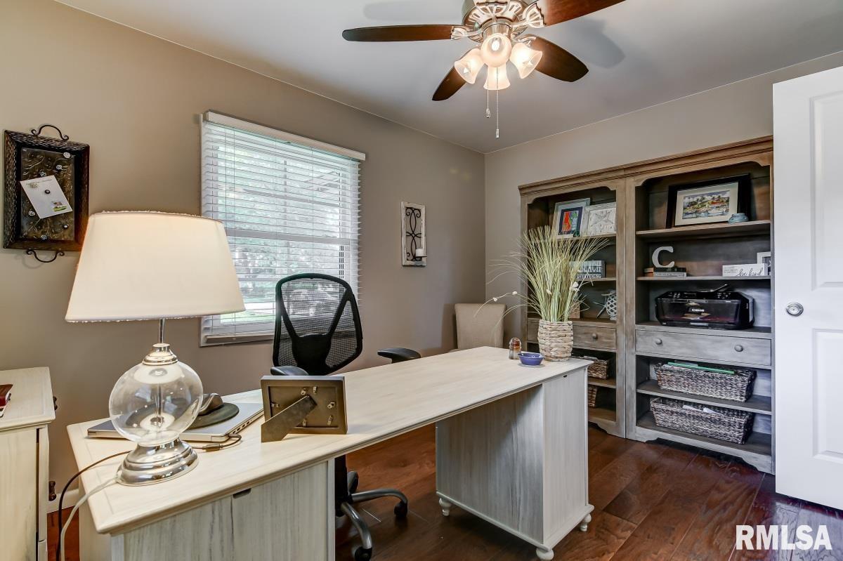 615 East Main Street Rochester, IL 62563 - Photo 27 of 39 Gallery Image 27
