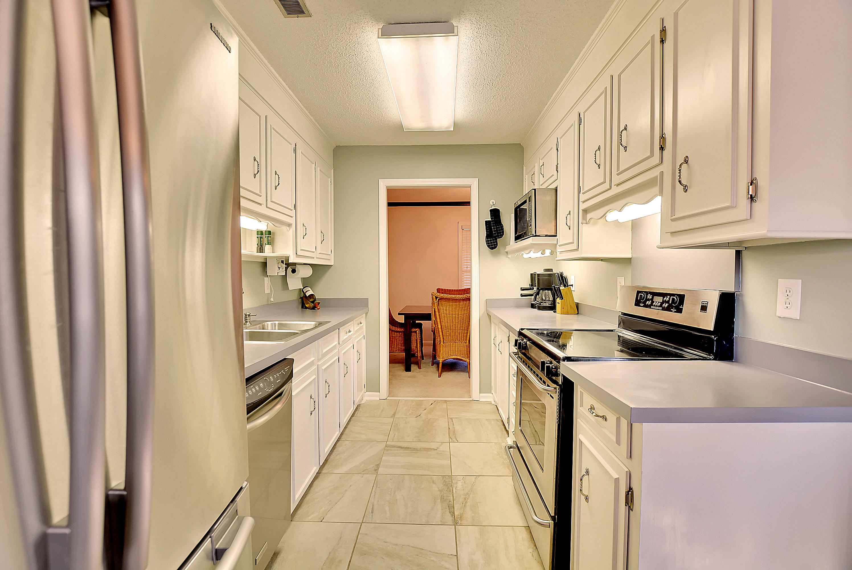 1553 Longview Road Mount Pleasant, SC 29464 - Photo 14 of 39 DSC_7611_DSC_7616 copy