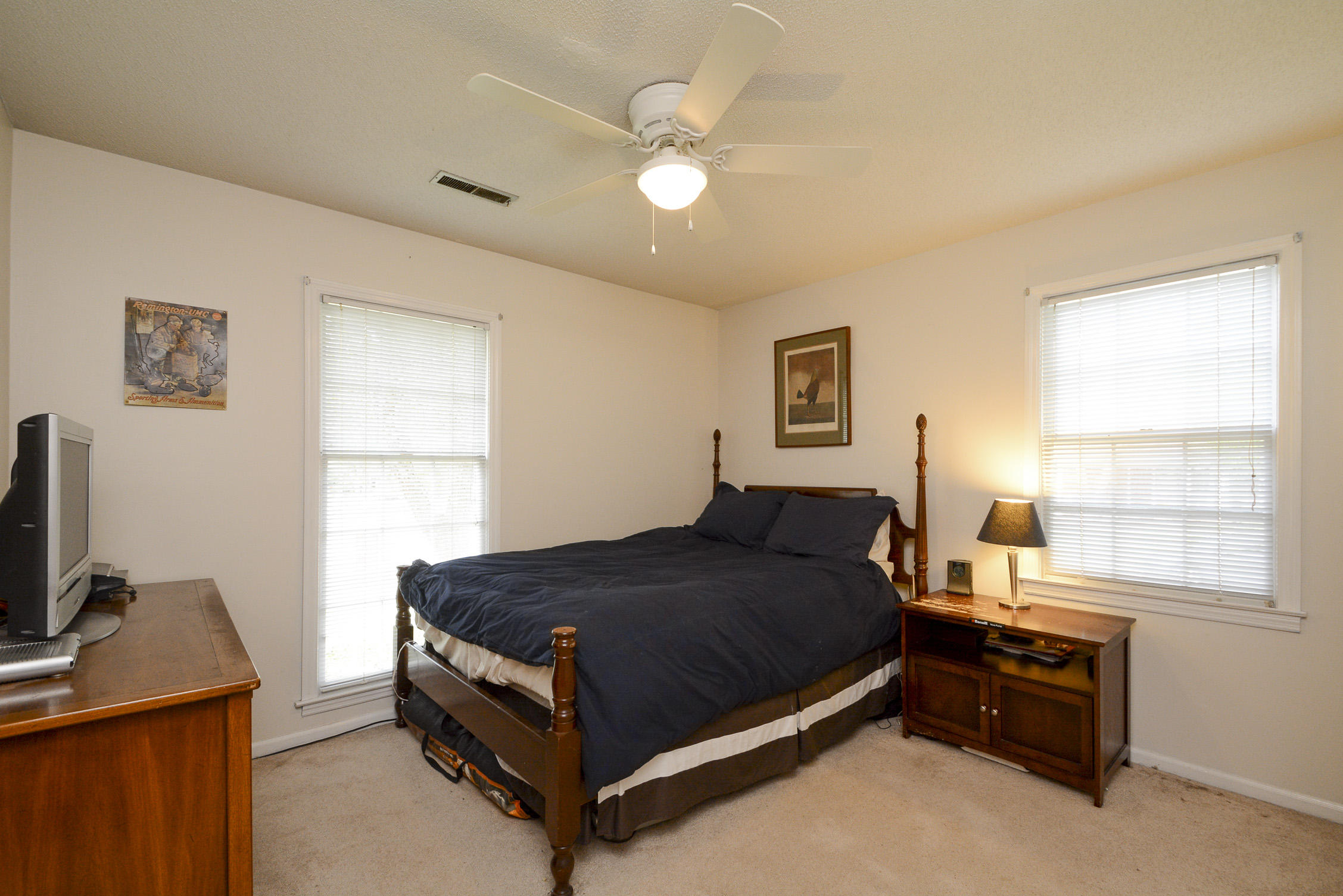 1553 Longview Road Mount Pleasant, SC 29464 - Photo 27 of 39 Bedroom