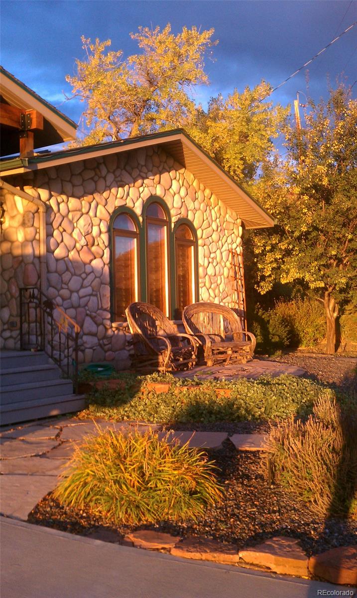 2087 Elderberry Road Golden, CO 80401 - Photo 4 of 33 Gallery Image 4