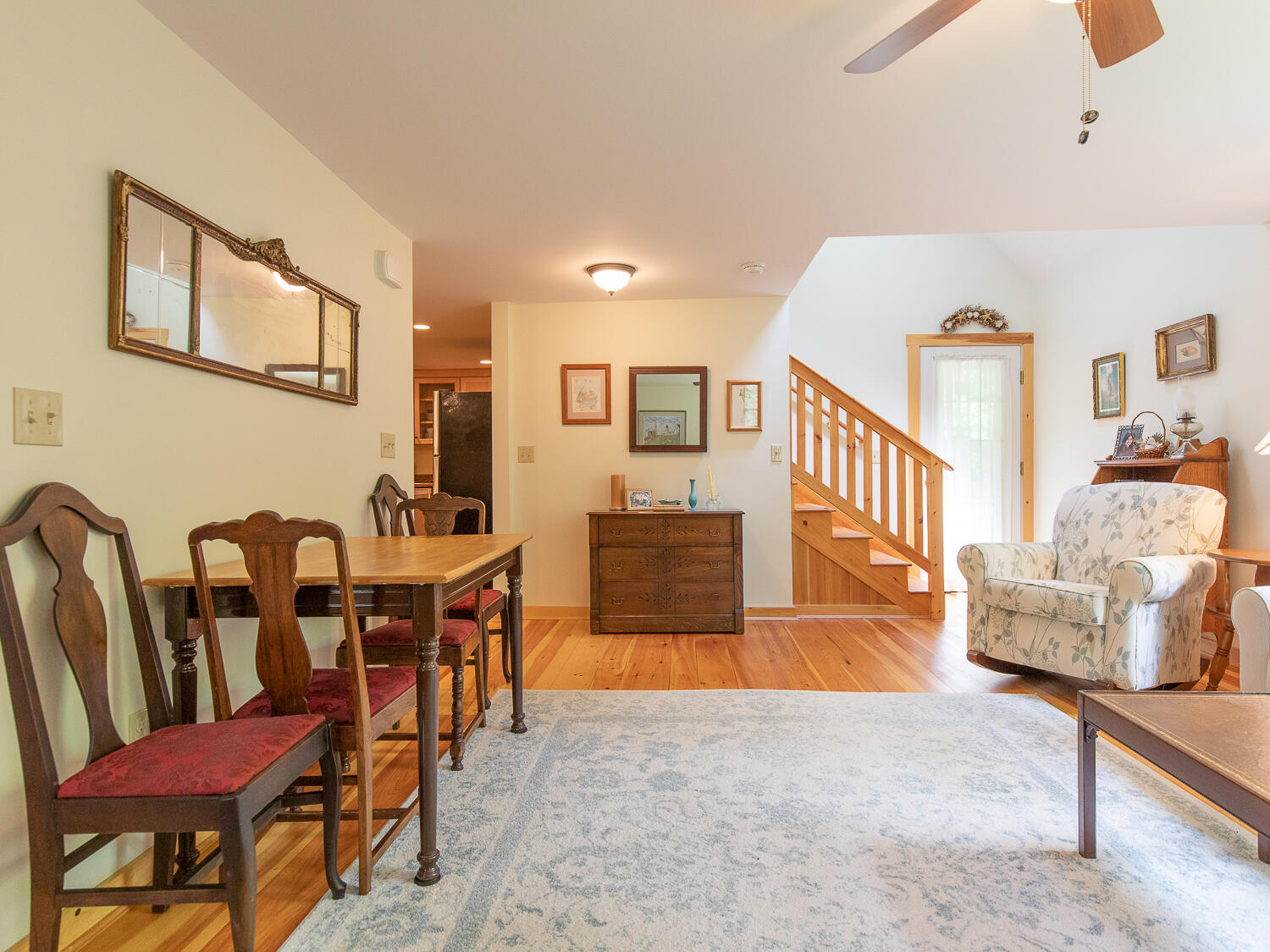 9 North Village Road York, ME 03902 - Photo 12 of 35 A892D682-CCBE-44A1-801F-BD324836043C