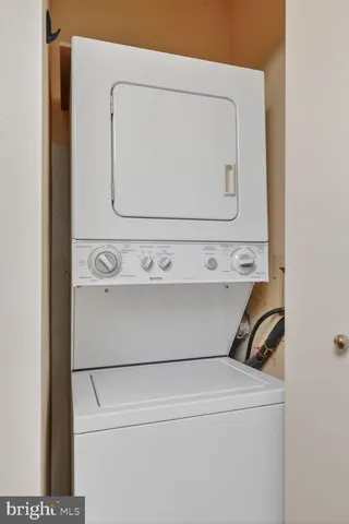 a close up view of washer and dryer