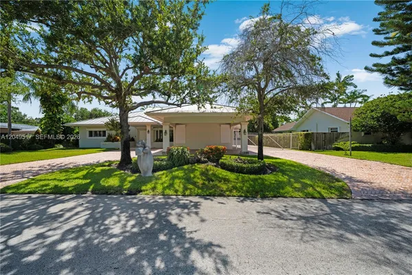 $18,000 | 14601 Pompano Drive, Coral Gables, FL 33158