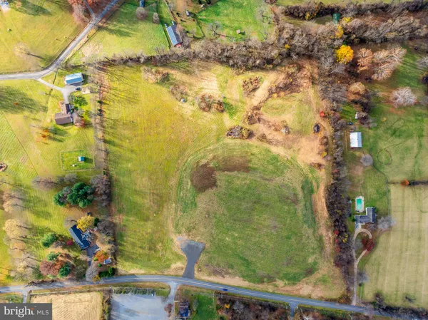 $1,600,000 | 16801 Hamilton Station Road, Hamilton, VA 20158