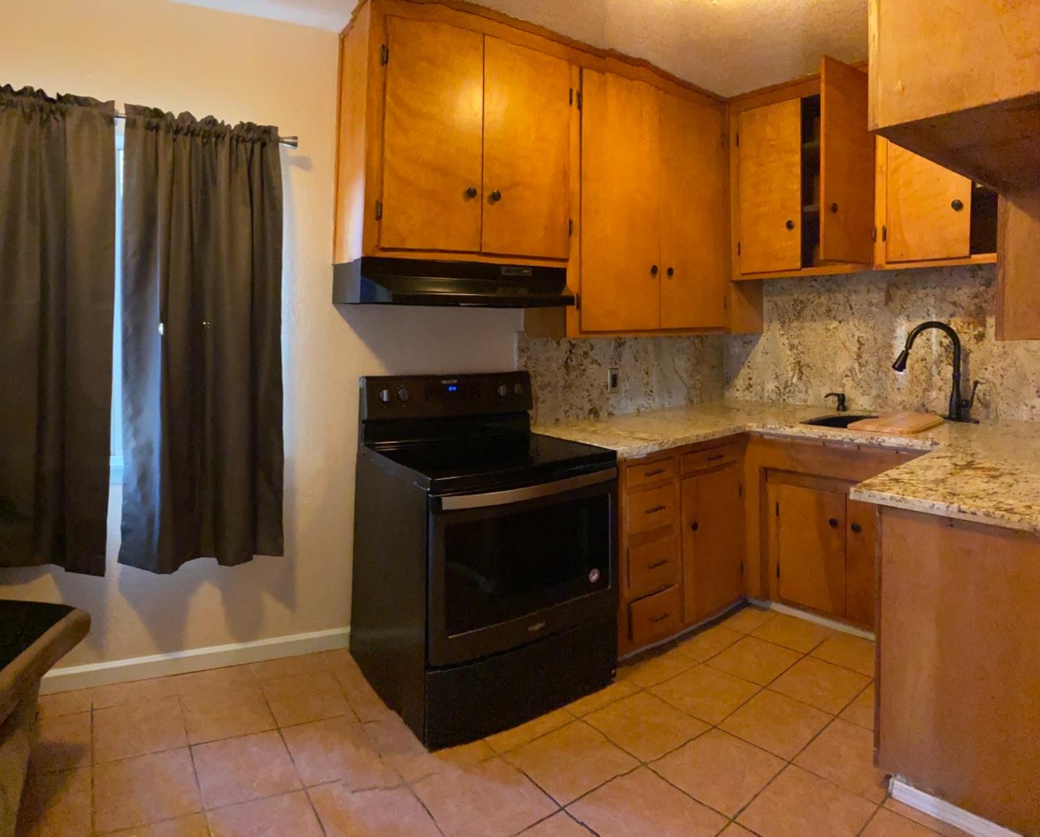 18843 Madrone Road Madera, CA 93638 - Photo 14 of 17 Gallery Image 14