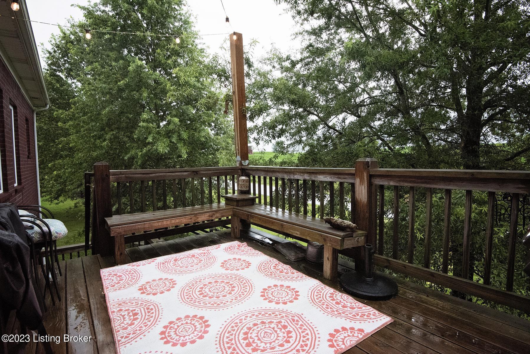 263 Nipper Court Shepherdsville, KY 40165 - Photo 29 of 31 28-Deck